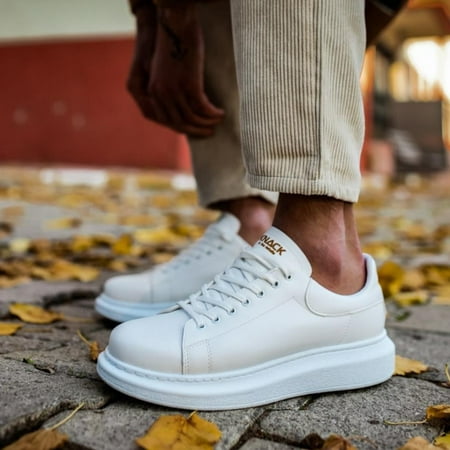 

Pall in White