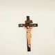 thumbnail image 4 of Wmhnj Crucifijo realista con estatua de Cristo para decoracin del hogar catlico, regalo religioso., 4 of 7
