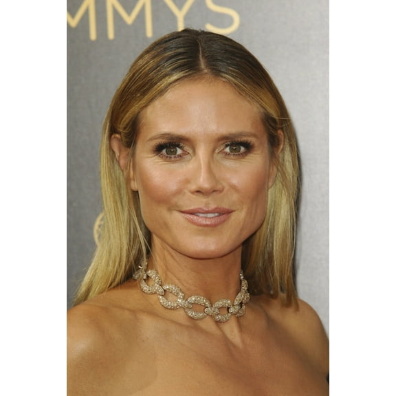 Heidi Klum At Arrivals For 2016 Creative Arts Emmy Awards - Sun Microsoft Theatre Los Angeles Ca September 11 2016.