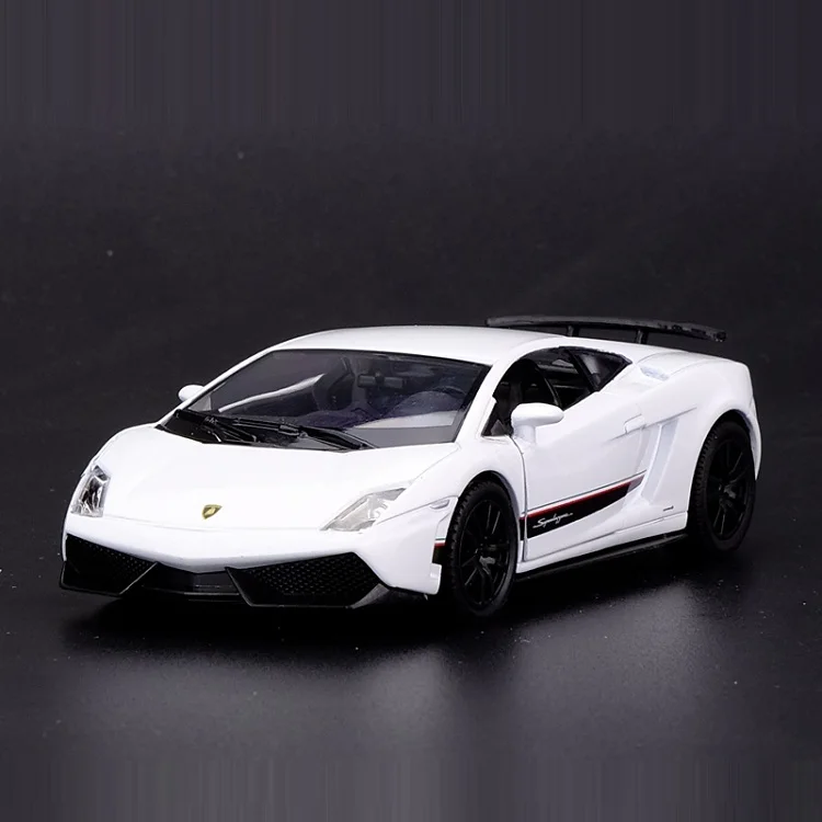 1:36 Lamborghini Gallardo LP570-4 High Simulation Exquisite Collection Toys Car Supercar Alloy Diecast Model Pull Back Car white