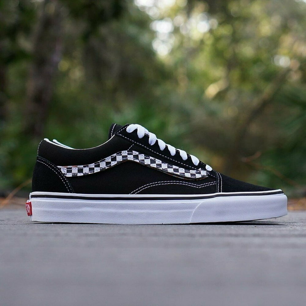 sidestripe v old skool
