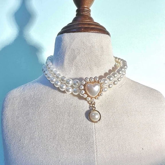 Dog Pearl Collar Jewelry with Heart Shape Rhinestone for 6-16 Inch Neck Pet Costume Accessory for Weddings and Parties, White Size S
