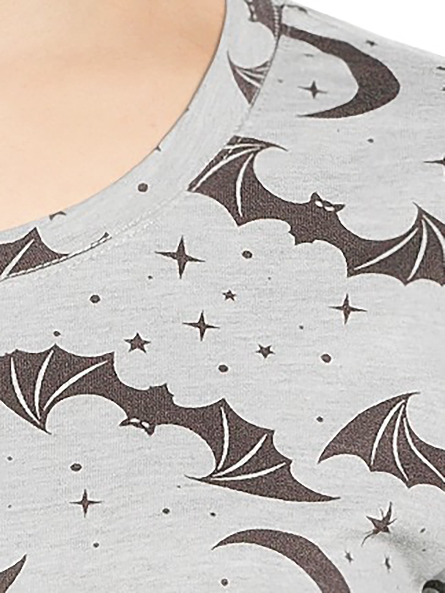 License Women's Bat Print T-Shirt with Short Sleeves