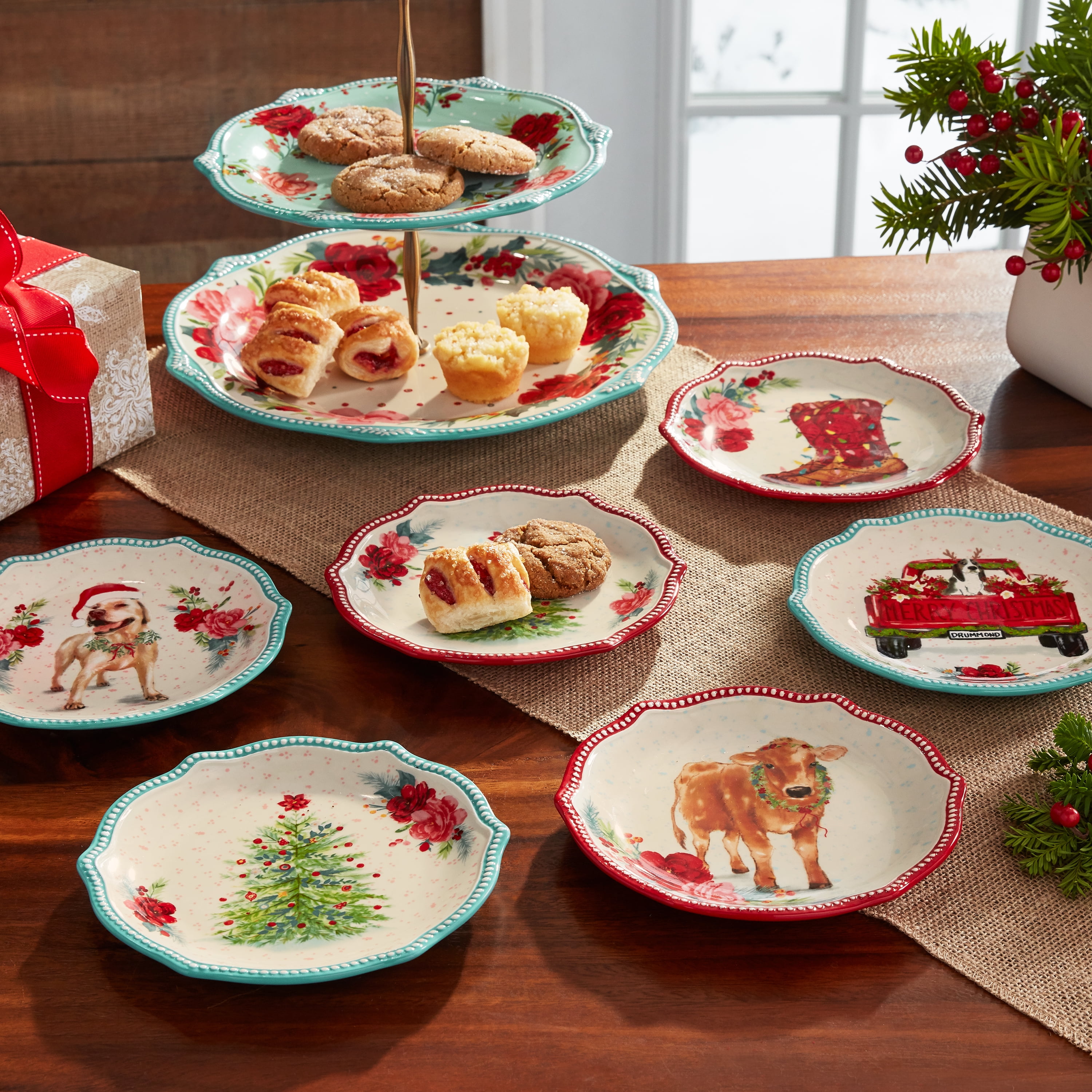 PW4 Pioneer Woman Holiday Medley Appetizer Plate Set 6 plates Dessert