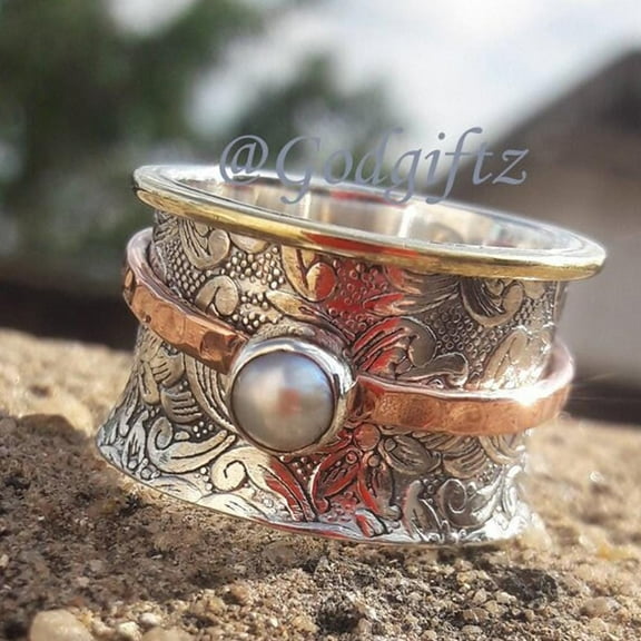 Sterling Silver Pearl Spinner Ring: Round Fidget Band