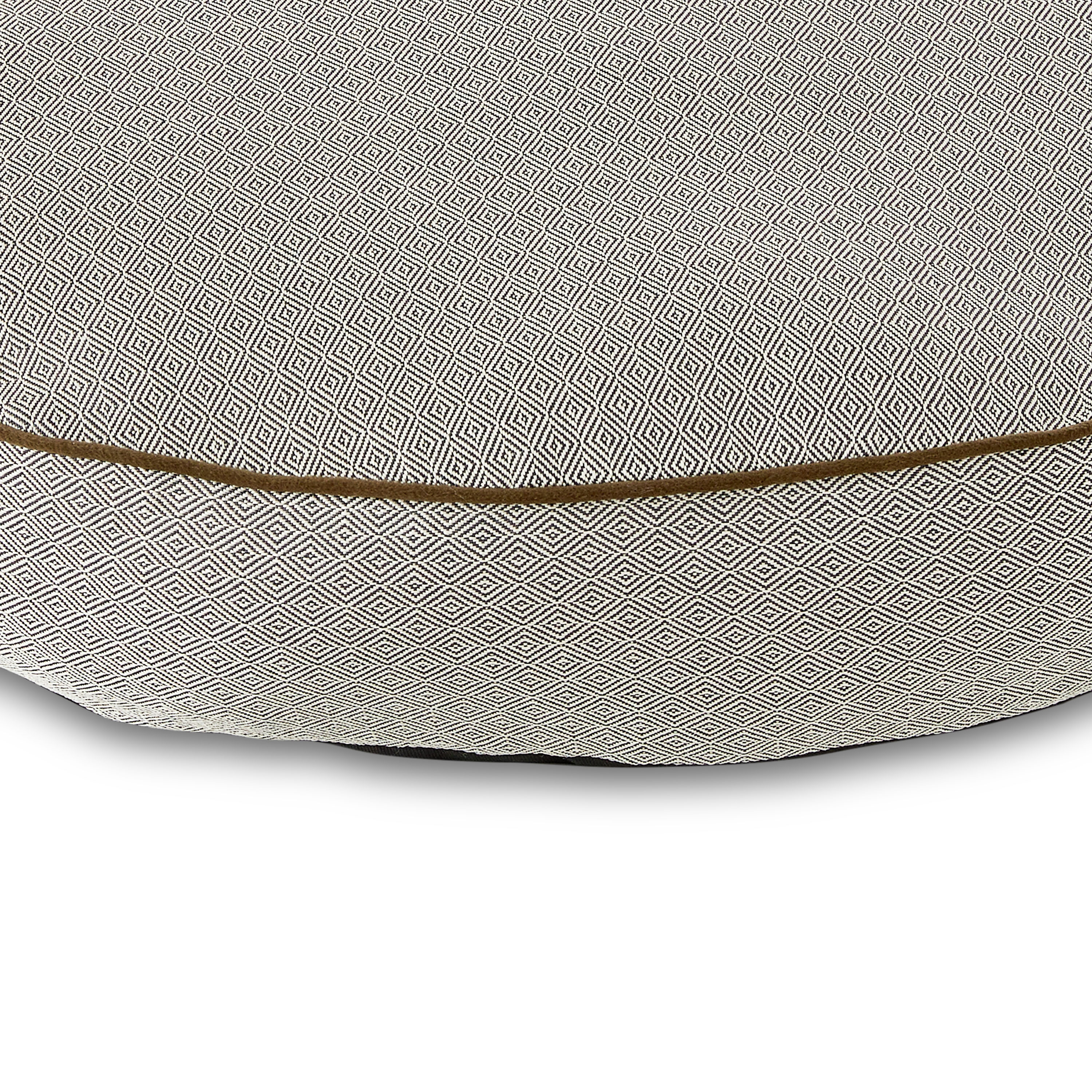 Vibrant Life Small Round Dog Bed, Gray, 24" x 24"