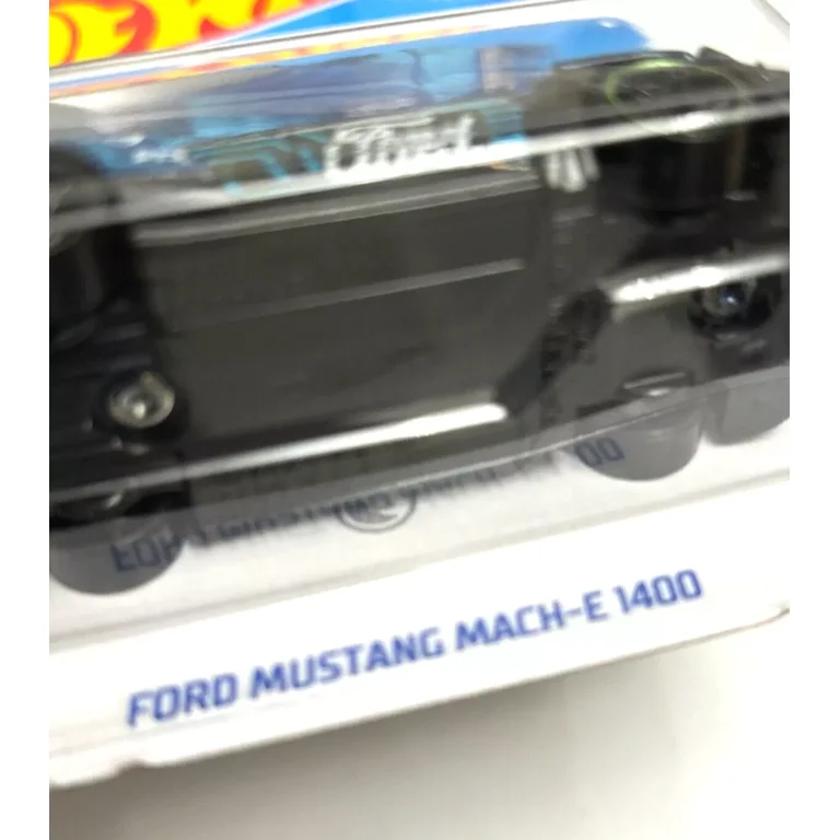 Hot Wheels Ford Mustang Mach E-1400 HW Dragstrip | Lazada Indonesia