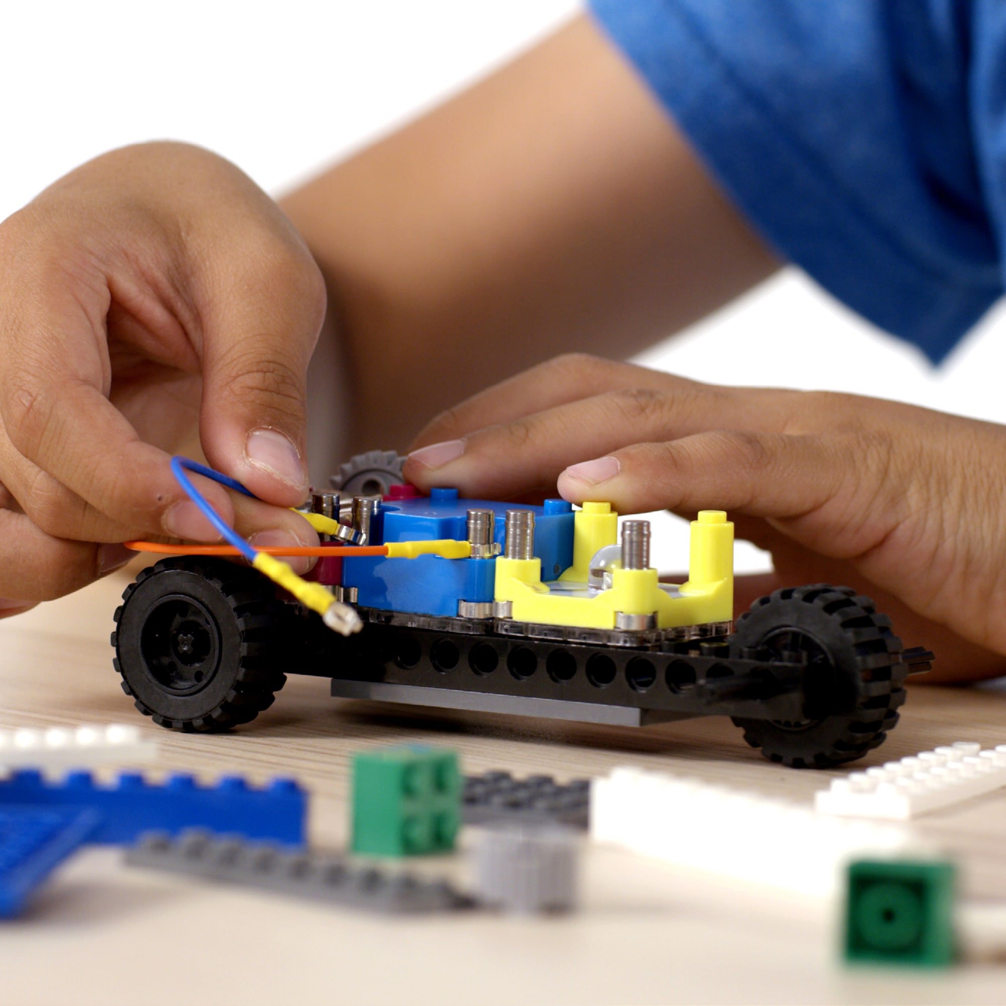 circuit cubes whacky wheels kit