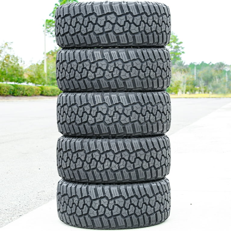Cooper Discoverer Rugged Trek 255/70R18 Set of 4 Truck Tires, Fits
