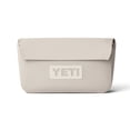 thumbnail image 1 of Capa impermeable Gear Case YETI Sidekick Dry de 1 litro, color marrón, 1 of 9