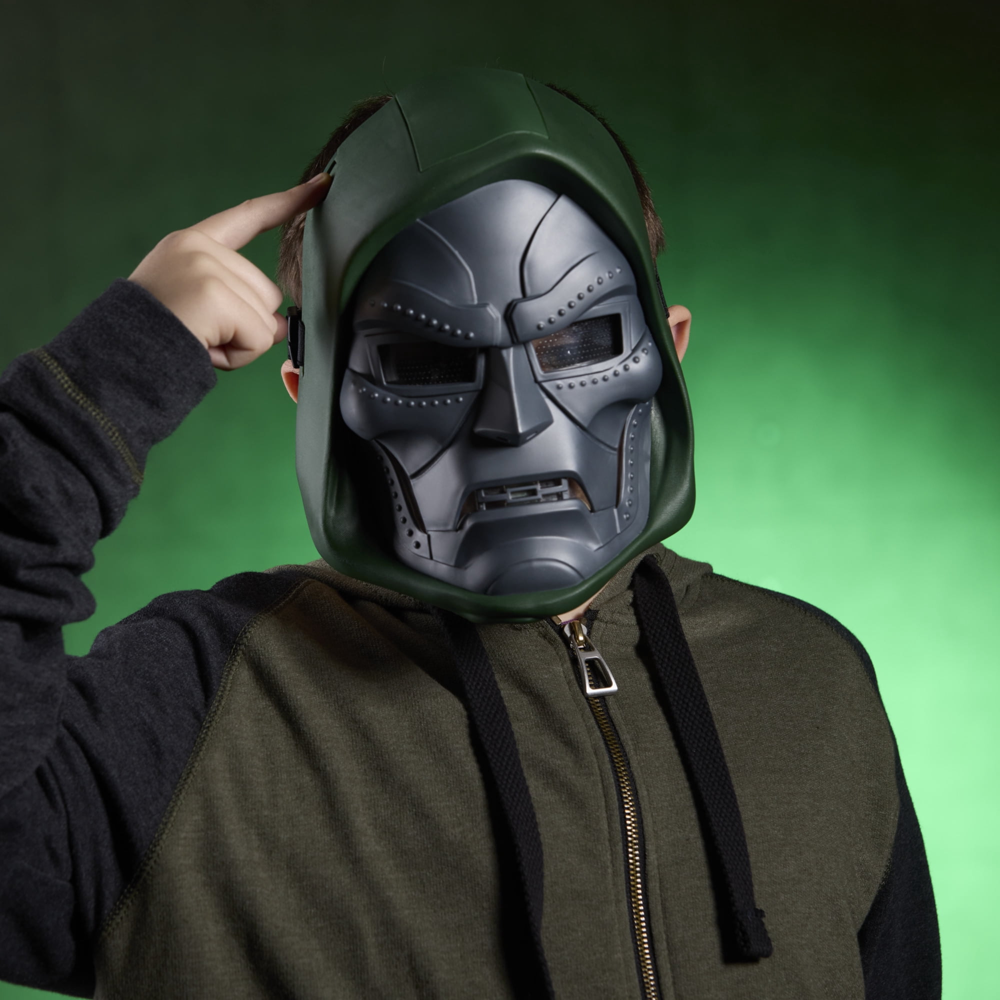 Marvel Studios' Avengers Doctor Doom Power Surge FX Mask for Ages 5 and up