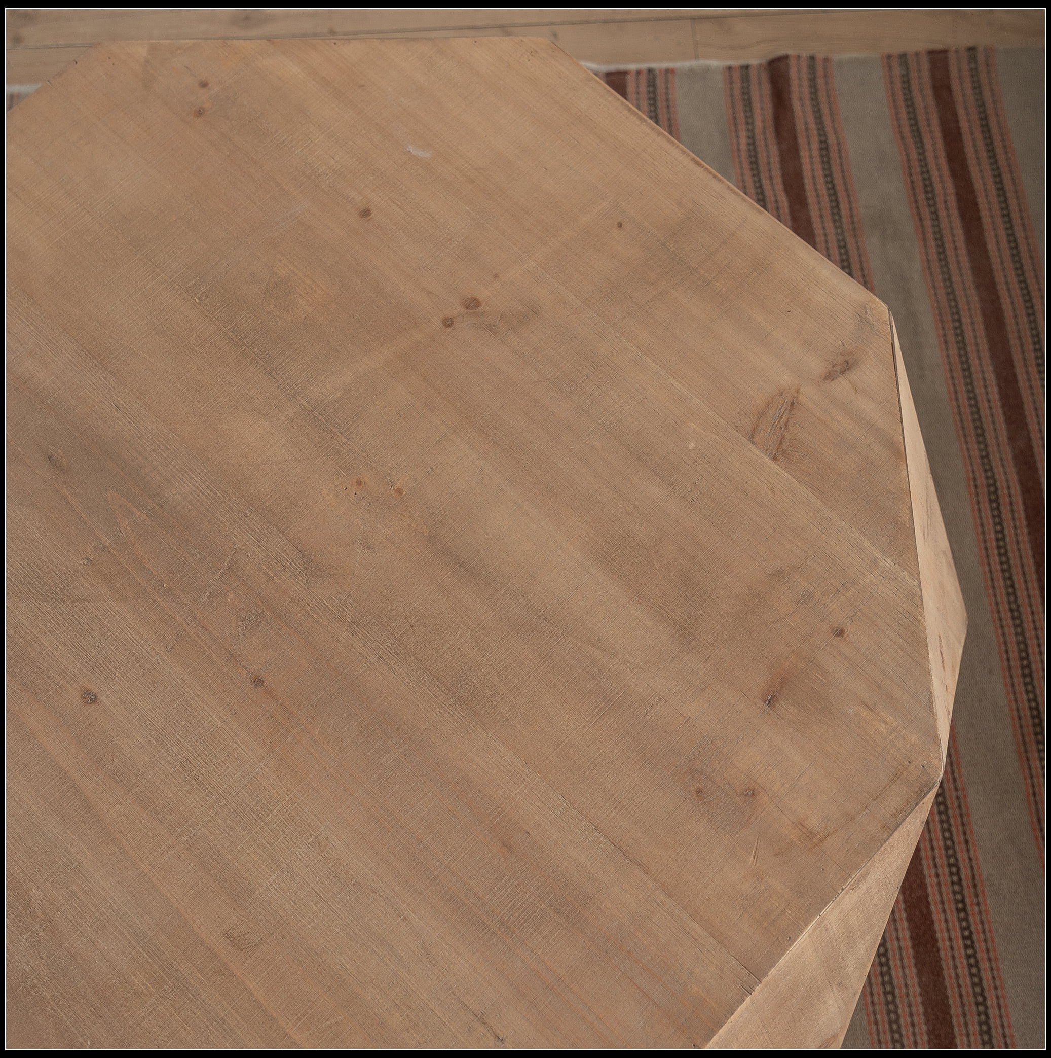 38"Three-dimensional Embossed Pattern Design American Retro Style Coffee Table