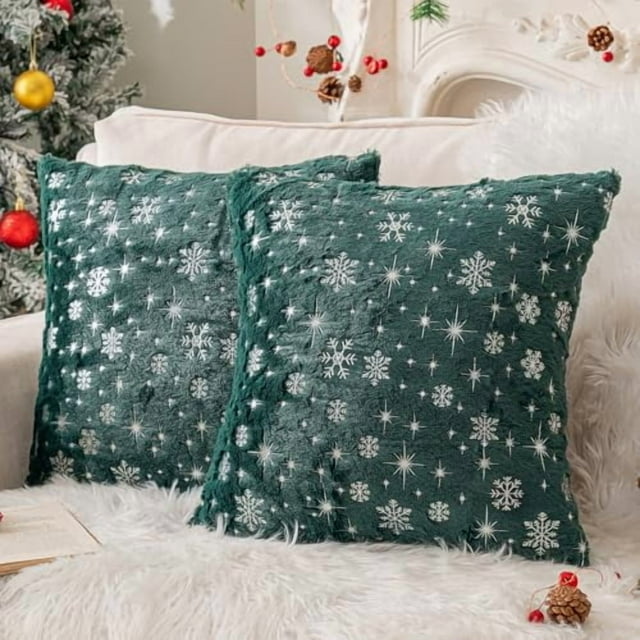 Soft Faux Fur Fuzzy Cute Decorative Throw Pillows Covers with Snowflake Glitter Printed Pillowcases for Christmas Decor Home Bed Room Sofa Chair Couch