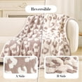 thumbnail image 4 of Manta Reversible Amélie Home Leopardo 125x150 cm Beige, 4 of 9