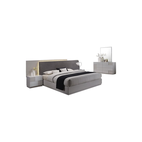 Best Master Naple 5-Piece Poplar Wood East King Platform Bedroom Set Gray/Silver