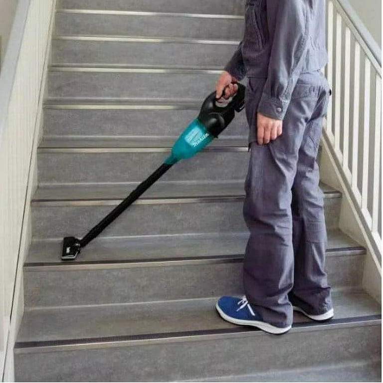 Makita 18 Volt LXT Lithium Ion Handheld Compact Cordless Vacuum
