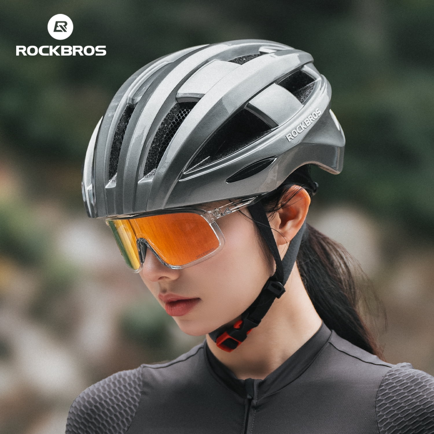 ROCKBROS Bike Helmet With Taillight,Integrally Molded Safety EPS+PC Black,Suitable for Cycling and Skating