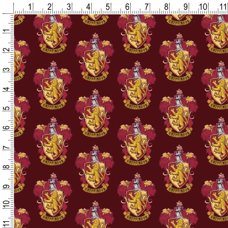 Harry Potter Gryffindor Painted Crest Premium Roll Gift Wrap