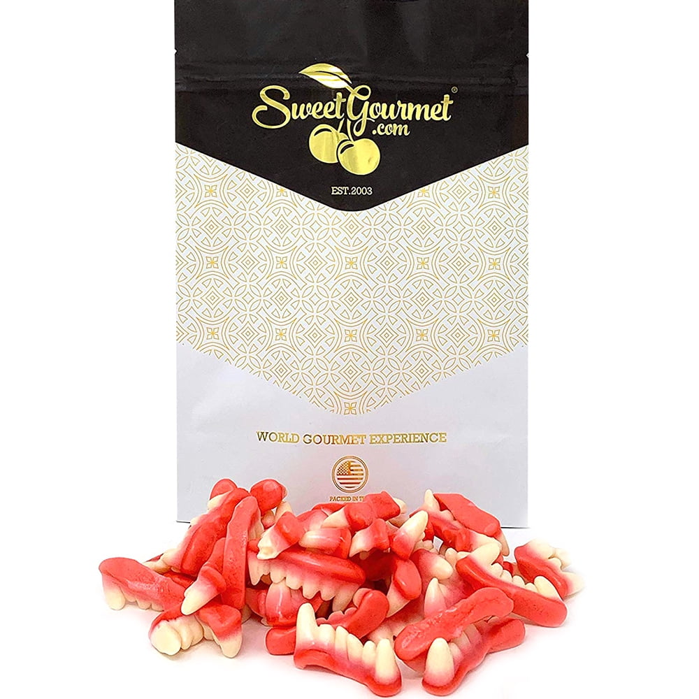 SweetGourmet Dracula Teeth Gummy Vampire Strawberry Candy Pink