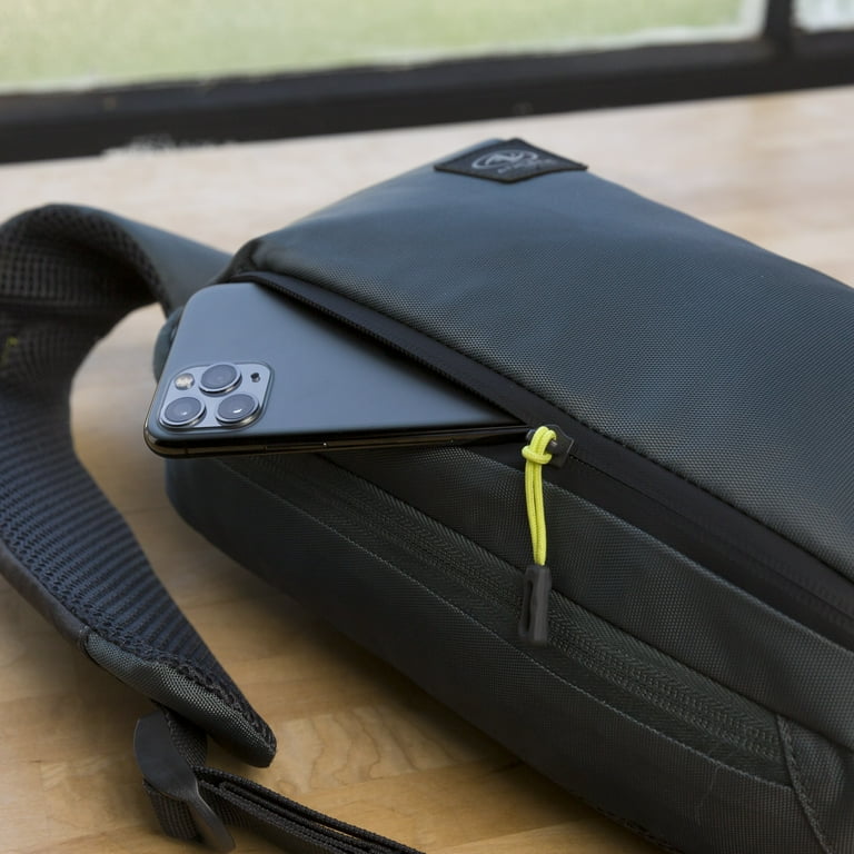 Athletic Works 4.5 Liter Chic Gray Urban Sling Sports Athletic Works 4.5 Liter Chic Gray Urban Sling Sports