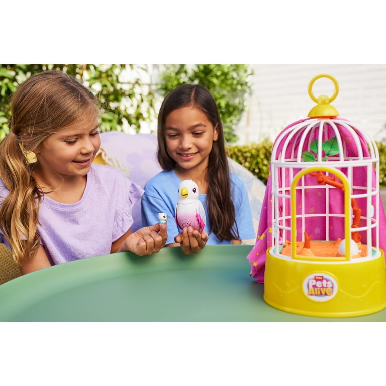 Pets Alive Polly the Magic Bird, Realistic Interactive Electronic
