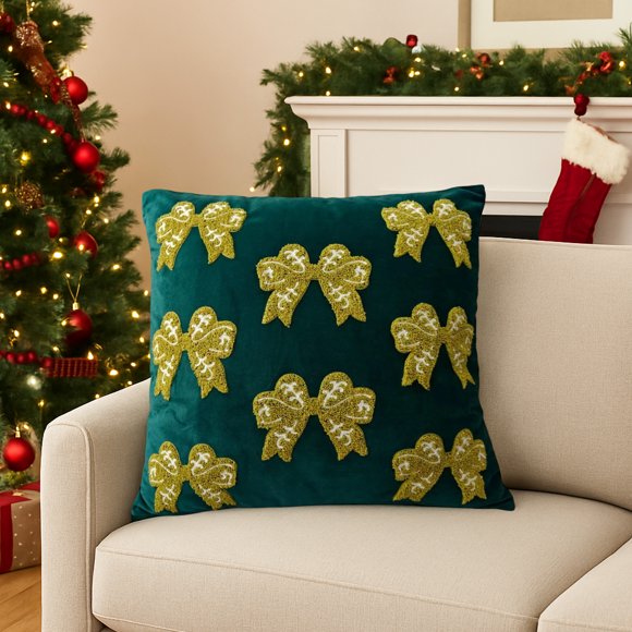 Velvet Christmas Pillow Cover with Bow Holiday Decorative Cushion Case for Sofa Bed Living Room Seasonal Home Decor Throw Pillow Cover