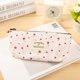 thumbnail image 1 of Estuches de lona con cremallera para lápices, bonitos bolsos de tela Kawaii con flores florales y árboles para bolígrafos, suministros escolares Fivean unisex, 1 of 2
