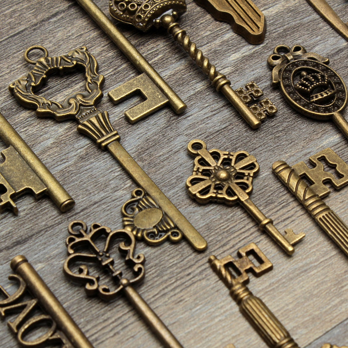18pcs Antique Old Vintage Look Skeleton Keys Bronze Tone Pendants Jewelry DBLCA 