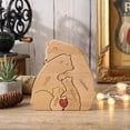 thumbnail image 4 of Adorno de Oso de Madera Personalizado XINYU con 2 a 8 Nombres de Familia, 4 of 7