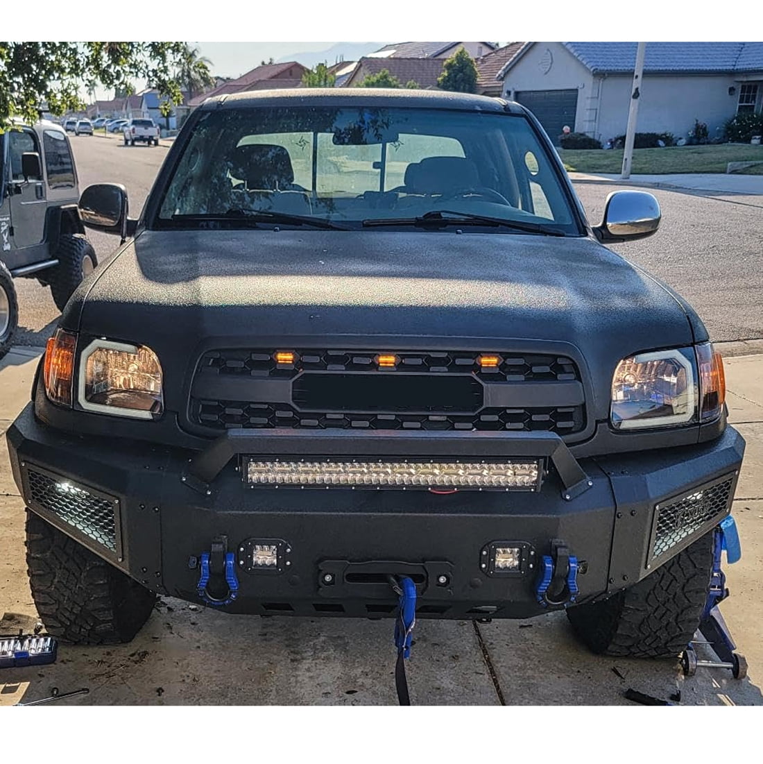 Vijay For 2000-2001-2002-2003-2004-2005-2006 Toyota Tundra Steel Front Bumper with Winch Plate and LED Lights
