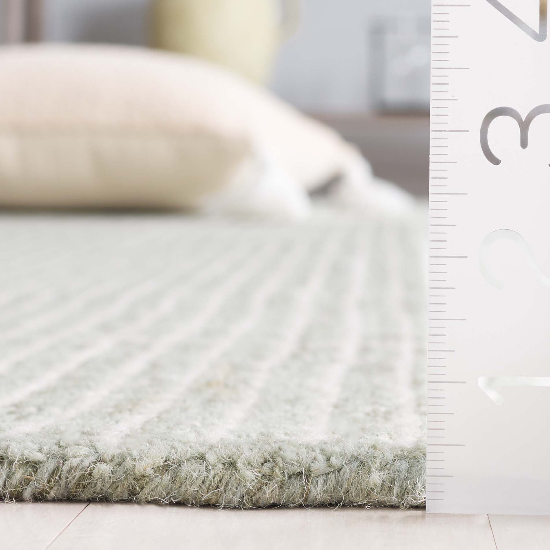 SAFAVIEH Abstract Becky Trellis Area Rug, Sage/Ivory, 6' x 6' Square