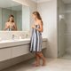 thumbnail image 5 of Toalla de baño multiusos absorbente de 140x70 cm, poliéster suave, secado rápido, bordes reforzados, para ducha, playa, gimnasio, piscina, uso doméstico, 5 of 6