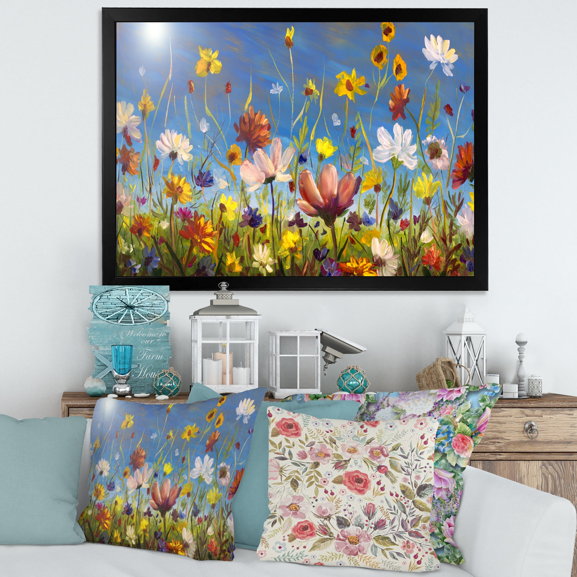 Designart 'Wildflowers and Daisies In Summer Garden Field II' Traditional Framed Art Print