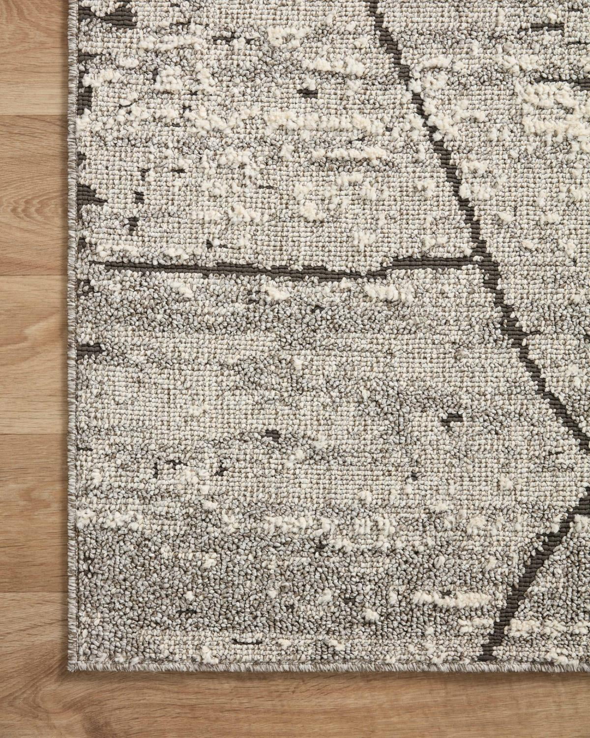 Loloi Fabian Grey / Charcoal 4'-0" x 6'-0" Area Rug