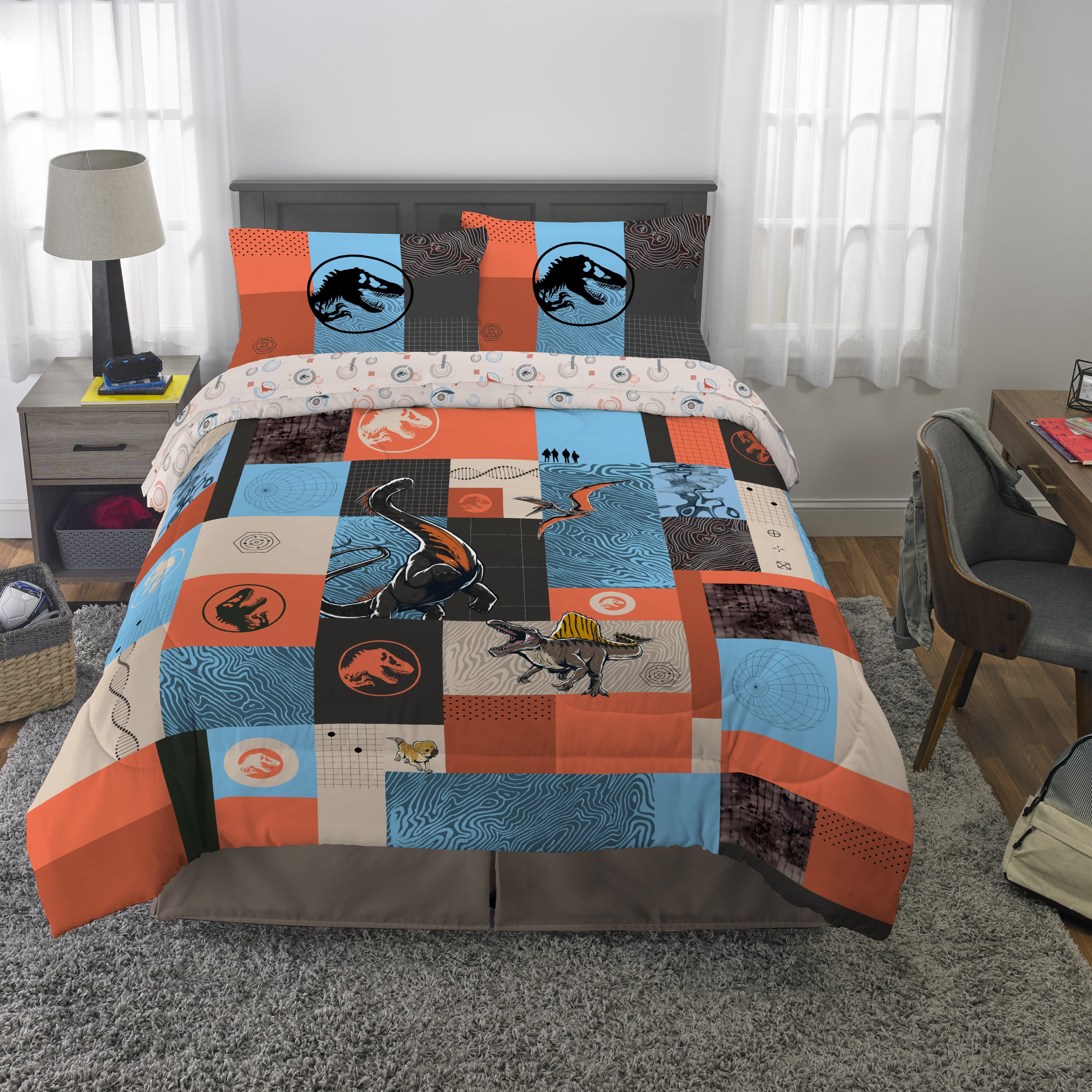 Jurassic World Kids Full Bed in a Bag, 5Pc Bedding Set, Comforter and Sheets