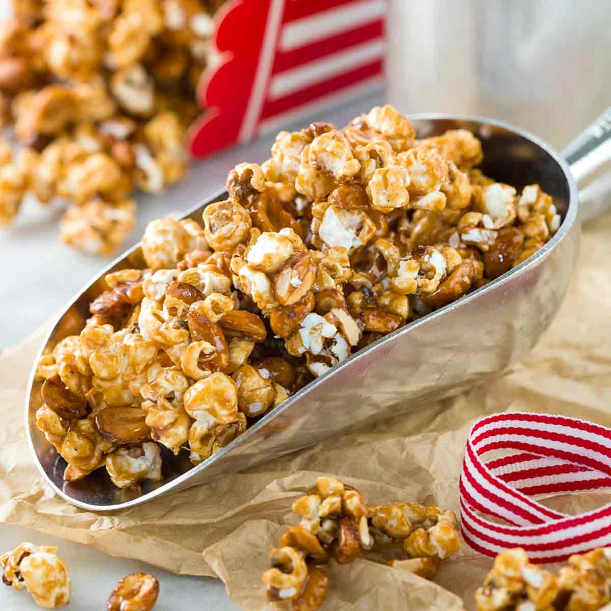 Cracker Jack Caramelized Peanuts & Popcorn Snacks for Kids Adults On the Go Snacking Lunchbox Movie Nights Travels Entertainment Summer Fun Beach Pool Party Favor Sweet Gourmet 1.25oz Pack of 3