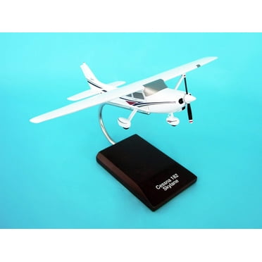 Toys and Models Cessna 182 Skylane
