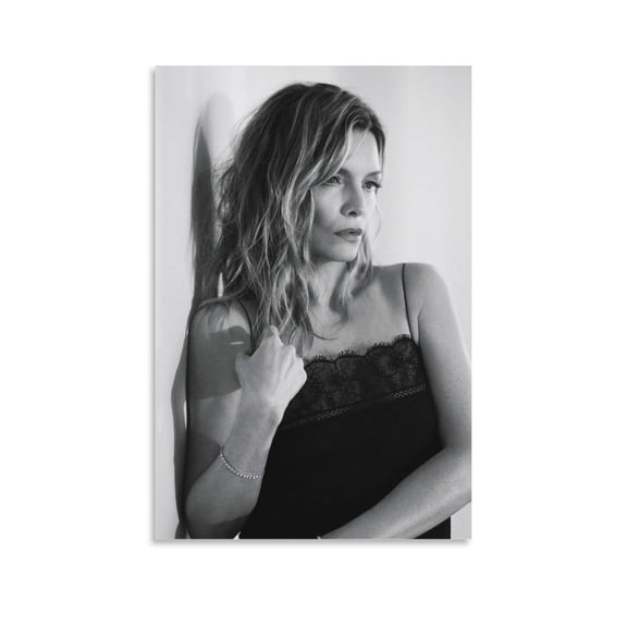 Actress Michelle Pfeiffer Black And White Poster 1 Posters Wall Art Painting Canvas Gift Living Room Prints Bedroom Decor Poster Artworks 16x24inch(40x60cm)