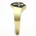 thumbnail image 2 of Anillo Color Oro Para Hombres de Acero Inoxidable Escudo de Cruz, 2 of 4