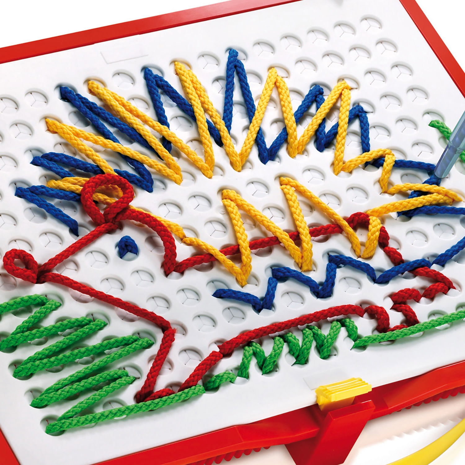 Quercetti: Filo Filo - Lacing Toy, 18 Pattern Templates, Create String Art, Self-Locking Slot Board, Creative Craft Activity, Portable Playset Kids 3+
