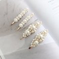 thumbnail image 1 of Pinzas para el cabello con perlas artificiales, 4 piezas Pasadores para el cabello con perlas de imitación de moda Accesorios para el cabello de acrílico para niñas Mujeres Peinado Dama de honor Boda, 1 of 5