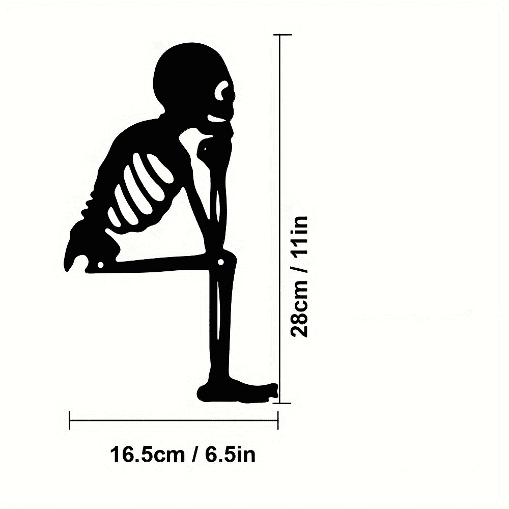 Vintage Gothic Iron Skull Sculpture for Garden Yard Halloween Decor