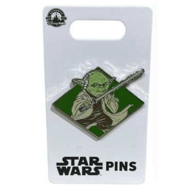 Disney Parks Star Wars Yoda Pin New with Card
