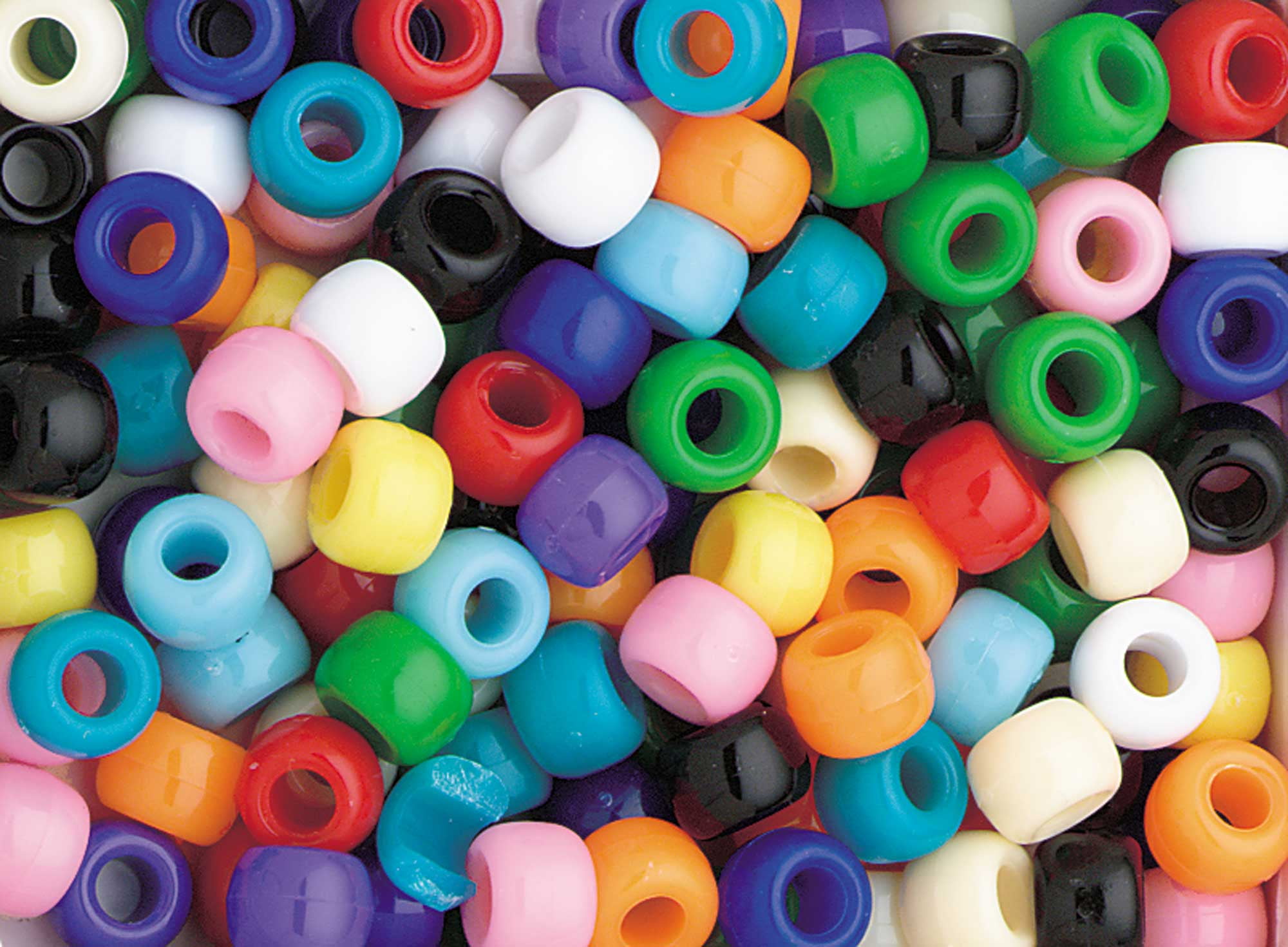 The Beadery Friendship Kandi Plastic Bead Pack