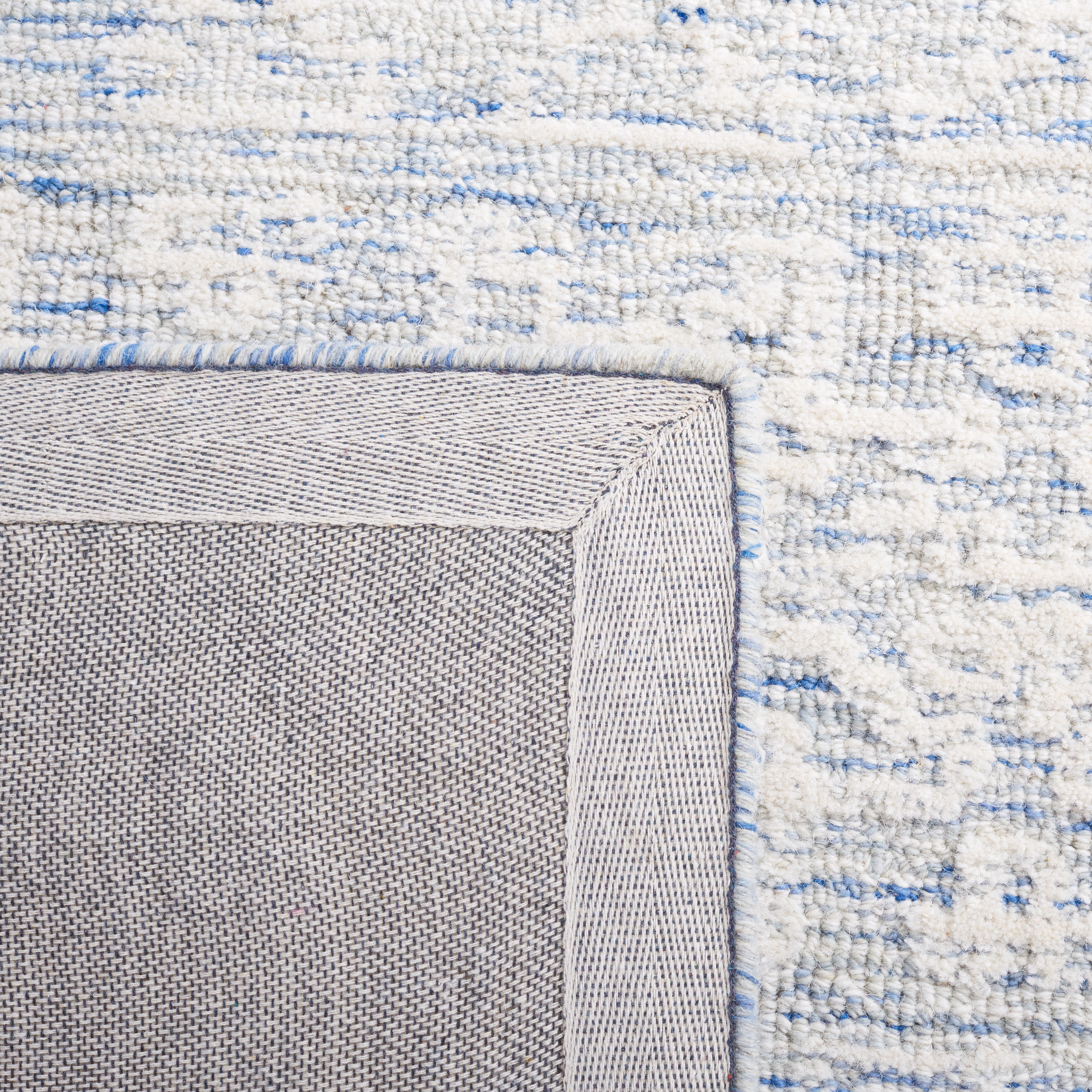 Safavieh Metro Belize Medallion Area Rug, Blue/Ivory, 8' x 10'