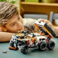 thumbnail image 3 of LEGO Technic Le véhicule tout-terrain 42139 Ensemble de construction de modèle (764 pièces), 3 of 6