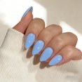 thumbnail image 2 of JOYVVEW Uñas postizas adhesivas cortas almendradas azul brillante 30 piezas, 2 of 7