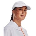 thumbnail image 3 of Gorra Under Armour Blitzing 100 blanca/Halo Grey para mujer, 3 of 3