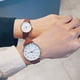 thumbnail image 3 of Reloj de cuarzo retro, moderno, sencillo, informal, atmosférico, resistente al agua, ultrafino para estudiantes de secundaria, 3 of 5