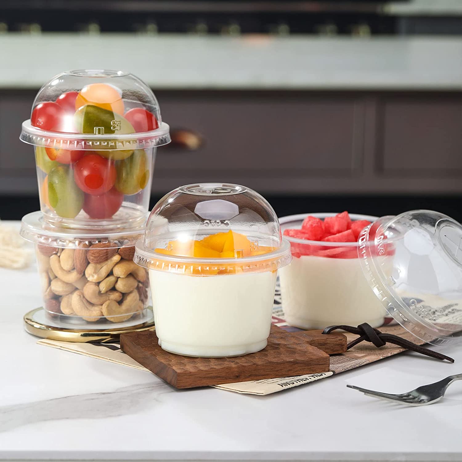 GIXUSIL 200Pcs 10oz Hot/Cold Disposable Plastic Cups with Dome Lids - 200 Sets - Ice Cream Cups, Snack bowl, Take Away Food Container for Dessert Fast food Soup